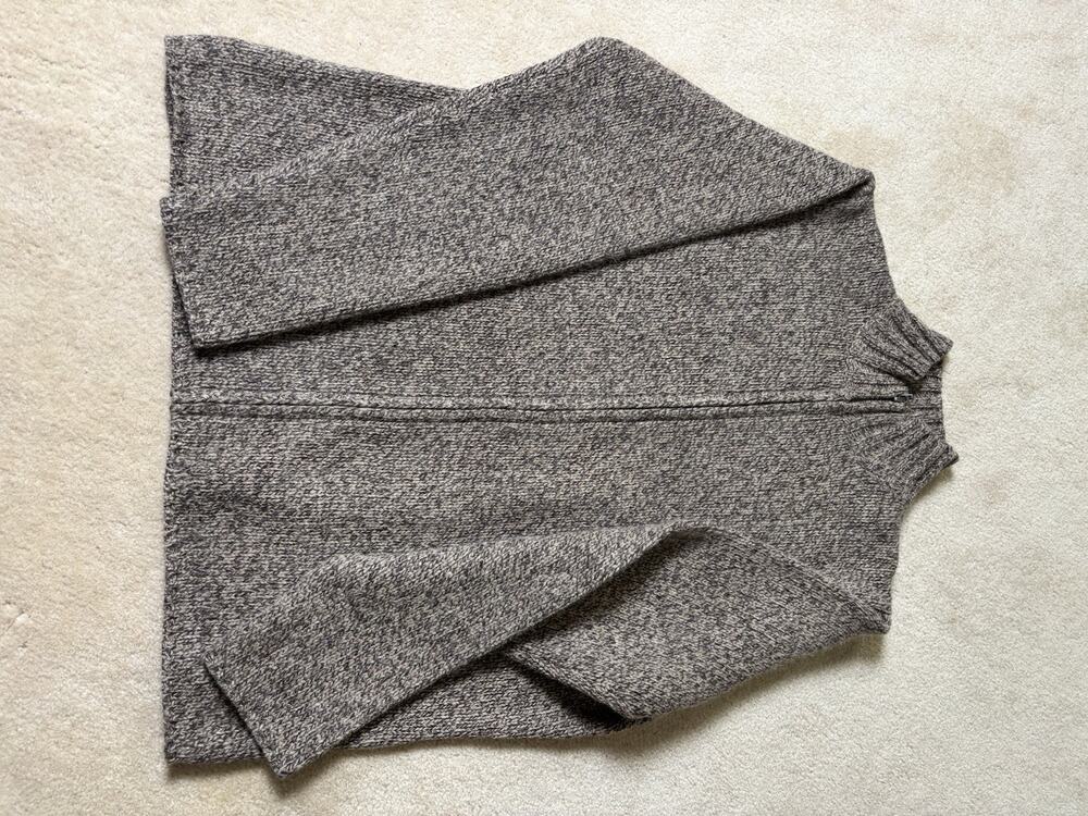 LL Bean Womens Brown Lambs Wool Cable Knit Long Sleeve Sweater Size L EUC